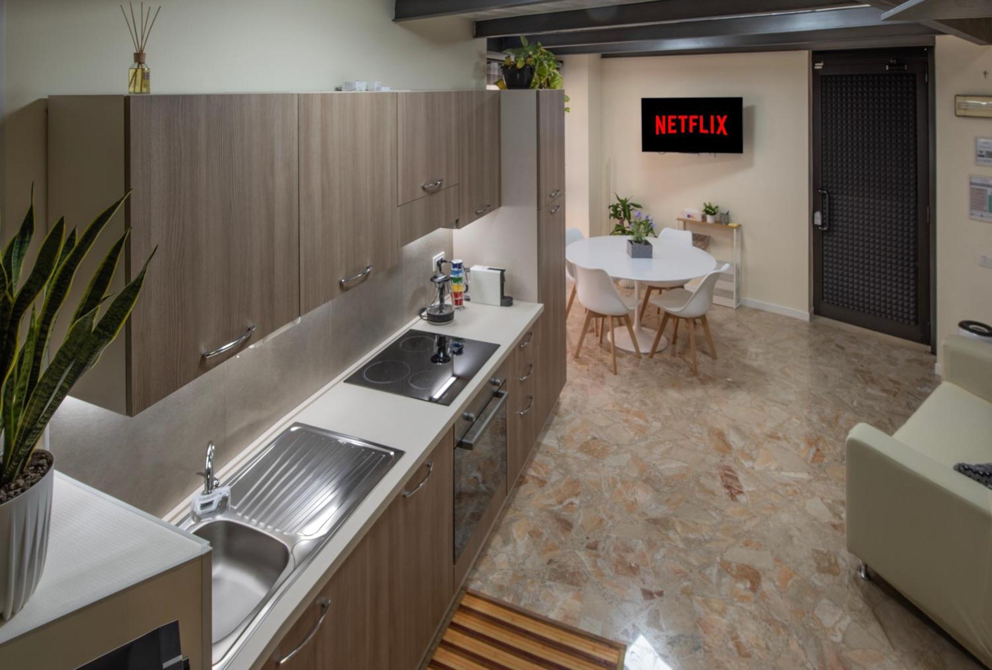 Apartamento Loft32pavia, Moderno Di 60mq In Zona Stazione